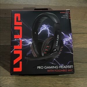 LVLUP Pro Gaming Headset with Foldable Mic